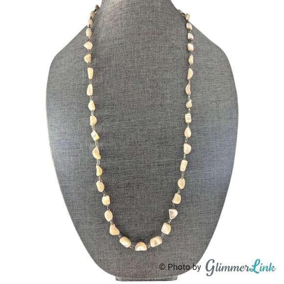 Vintage Long Mother of Pearl Shell Nugget Bead Seed Bead Necklace - Picture 4 of 13